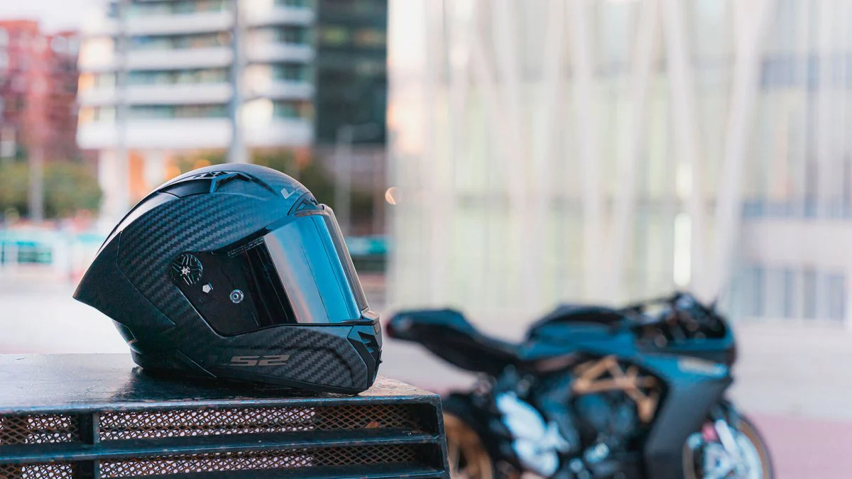 Casco integrale LS2 FF805 Thunder Carbon GP Aero - Image 10